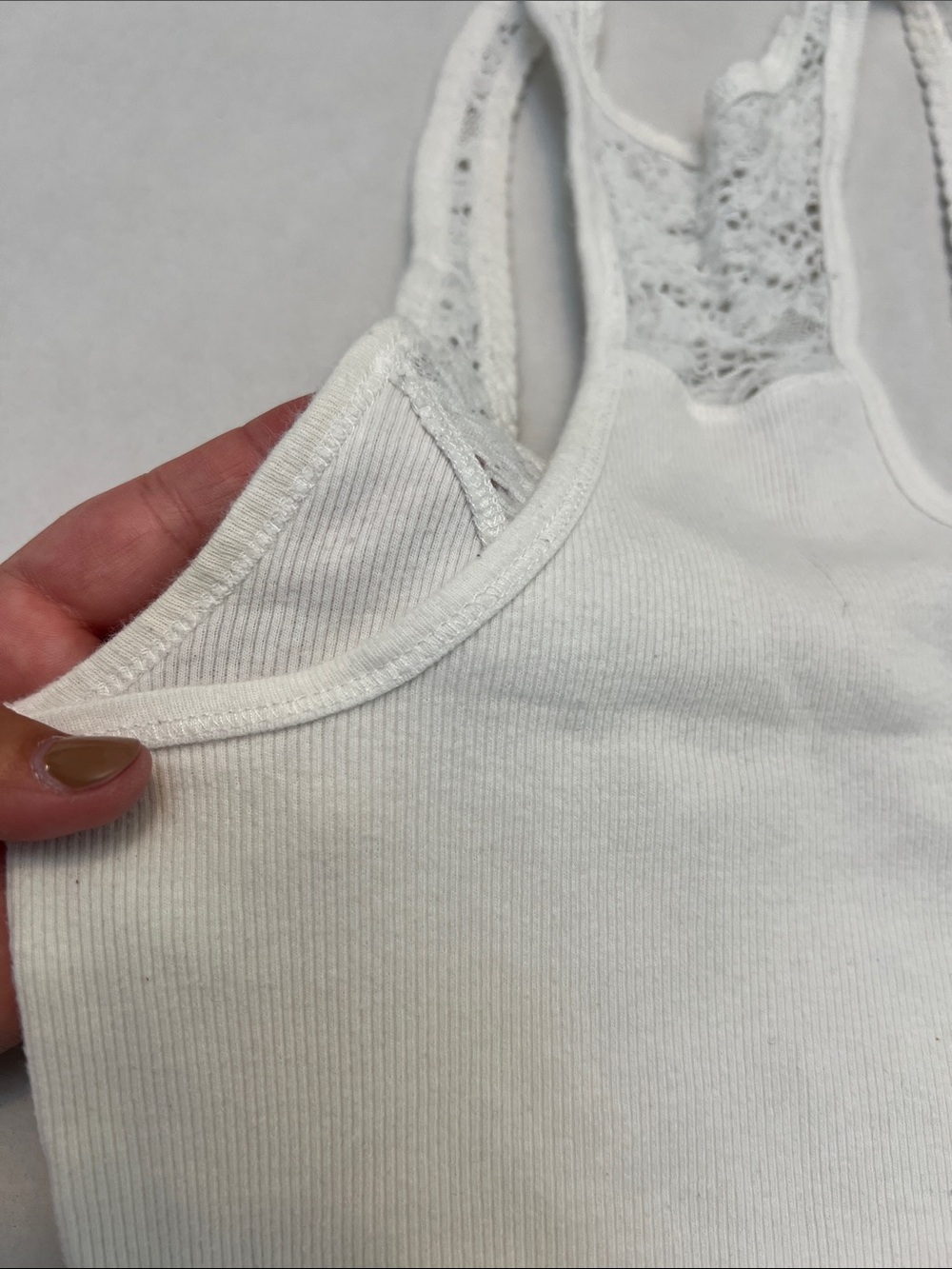 Hollister Y2K white Lace Trim Racerback Cami Tank Top Bella Swan Coquette size M - Picture 10 of 10